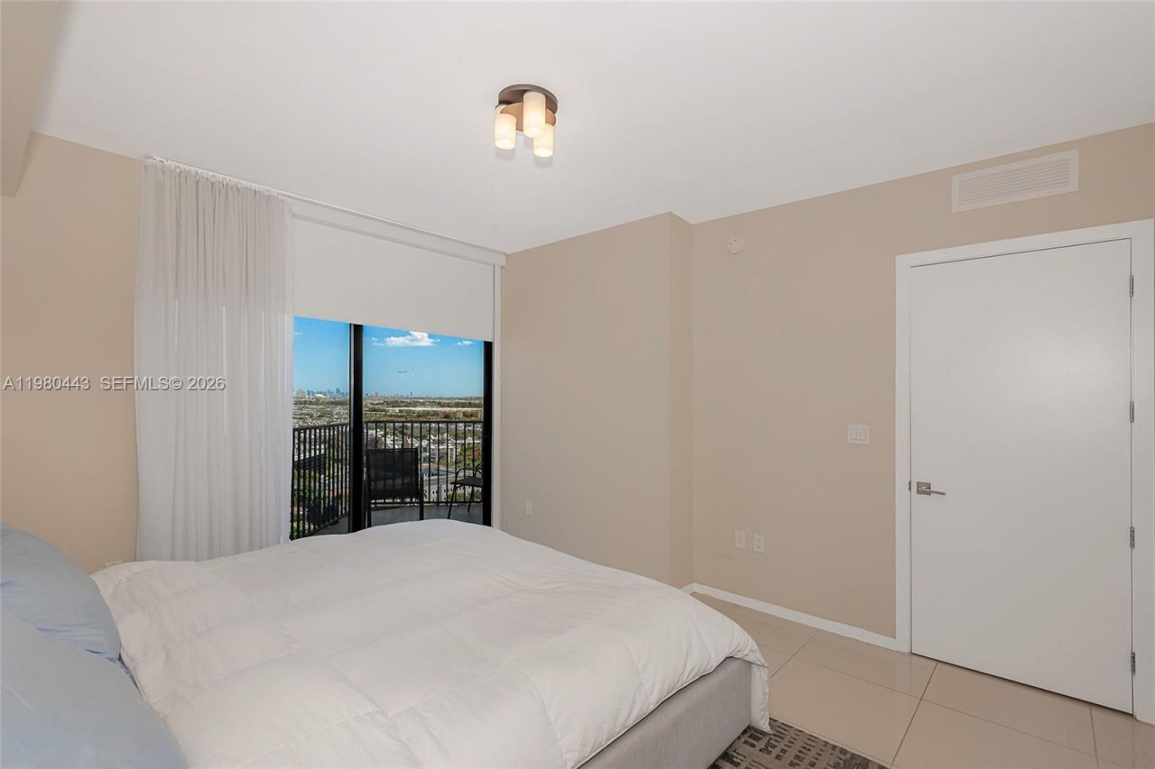 5300 Paseo Blvd, Unit 1707, Doral, FL 33166 Photo