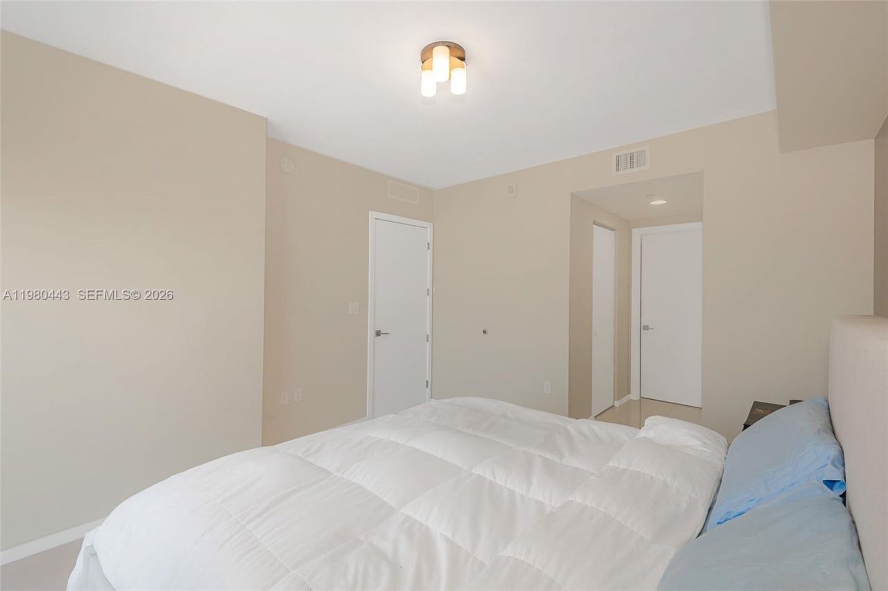 5300 Paseo Blvd, Unit 1707, Doral, FL 33166 Photo