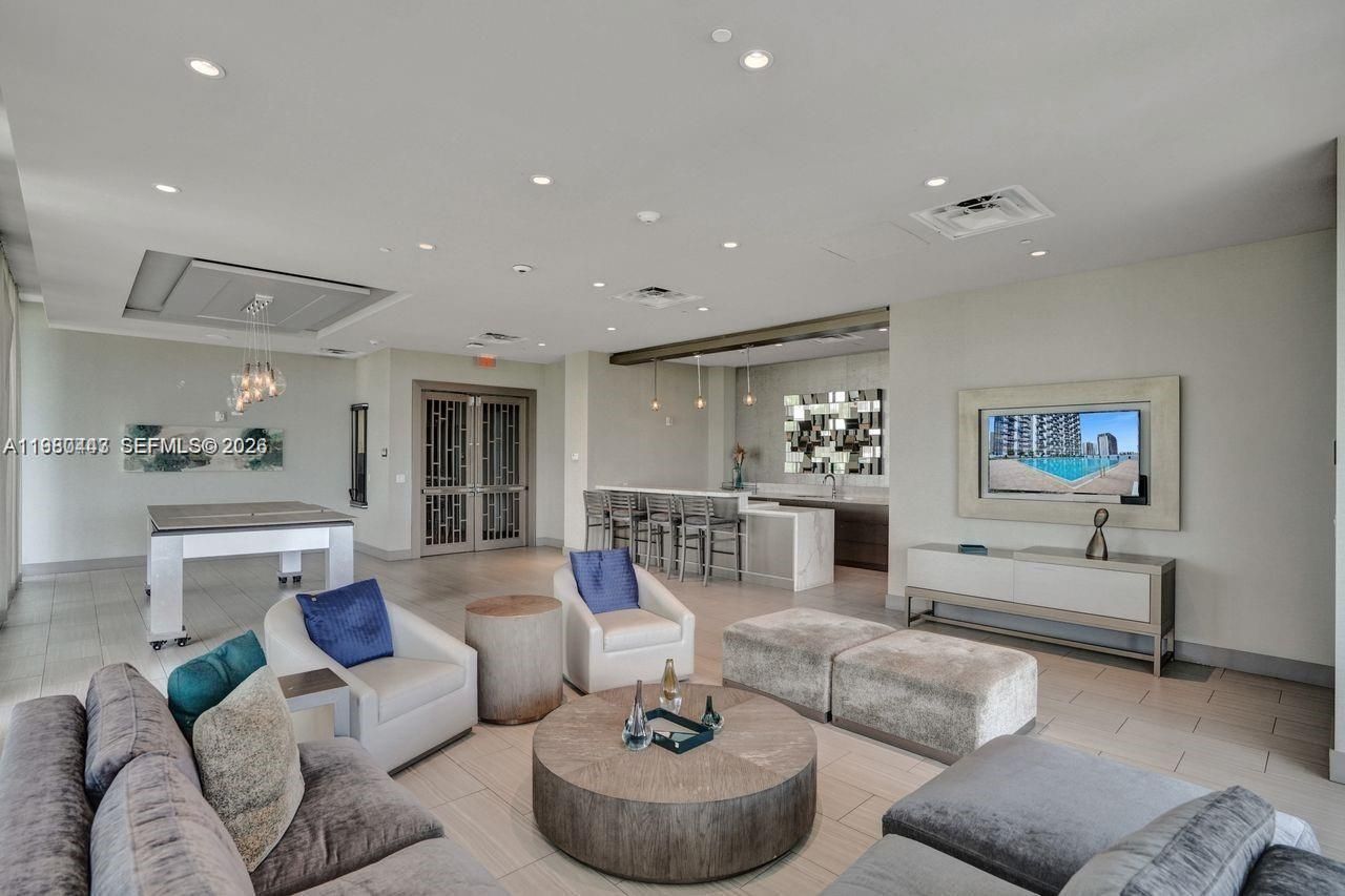 5300 Paseo Blvd, Unit 1707, Doral, FL 33166 Photo