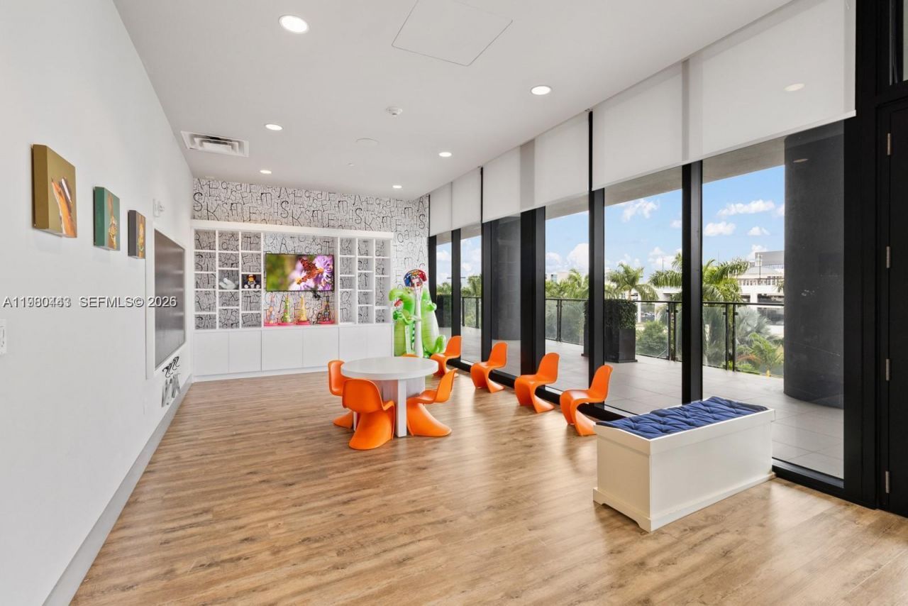 5300 Paseo Blvd, Unit 1707, Doral, FL 33166 Photo