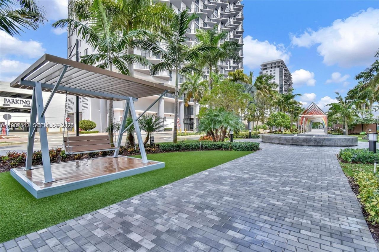 5300 Paseo Blvd, Unit 1707, Doral, FL 33166 Photo