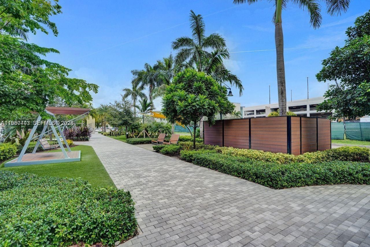 5300 Paseo Blvd, Unit 1707, Doral, FL 33166 Photo