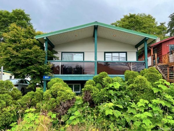 811 Oceanview Dr , See Remarks, BC V0T 1S0