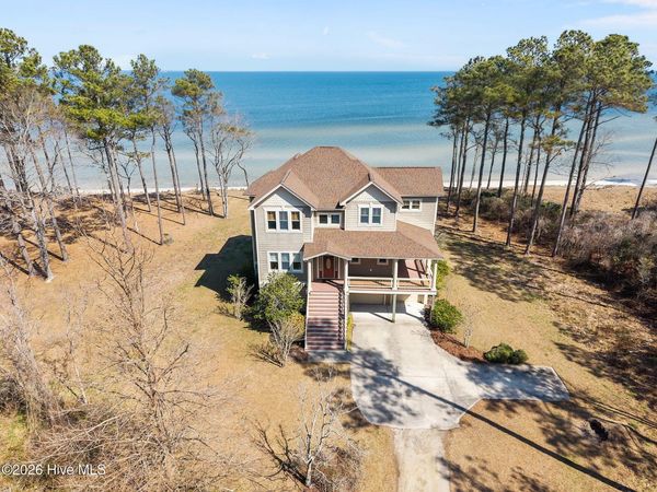 486 Sandy Point Drive , Beaufort, NC 28516