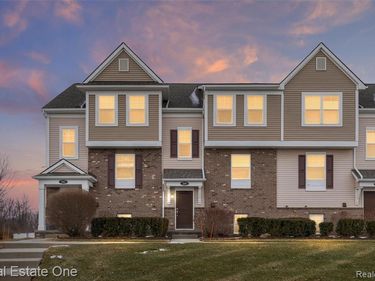 260 Center Boulevard, Wixom, MI 48393