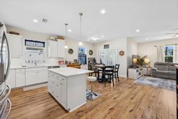 1175 Salem Bay Drive photo 4