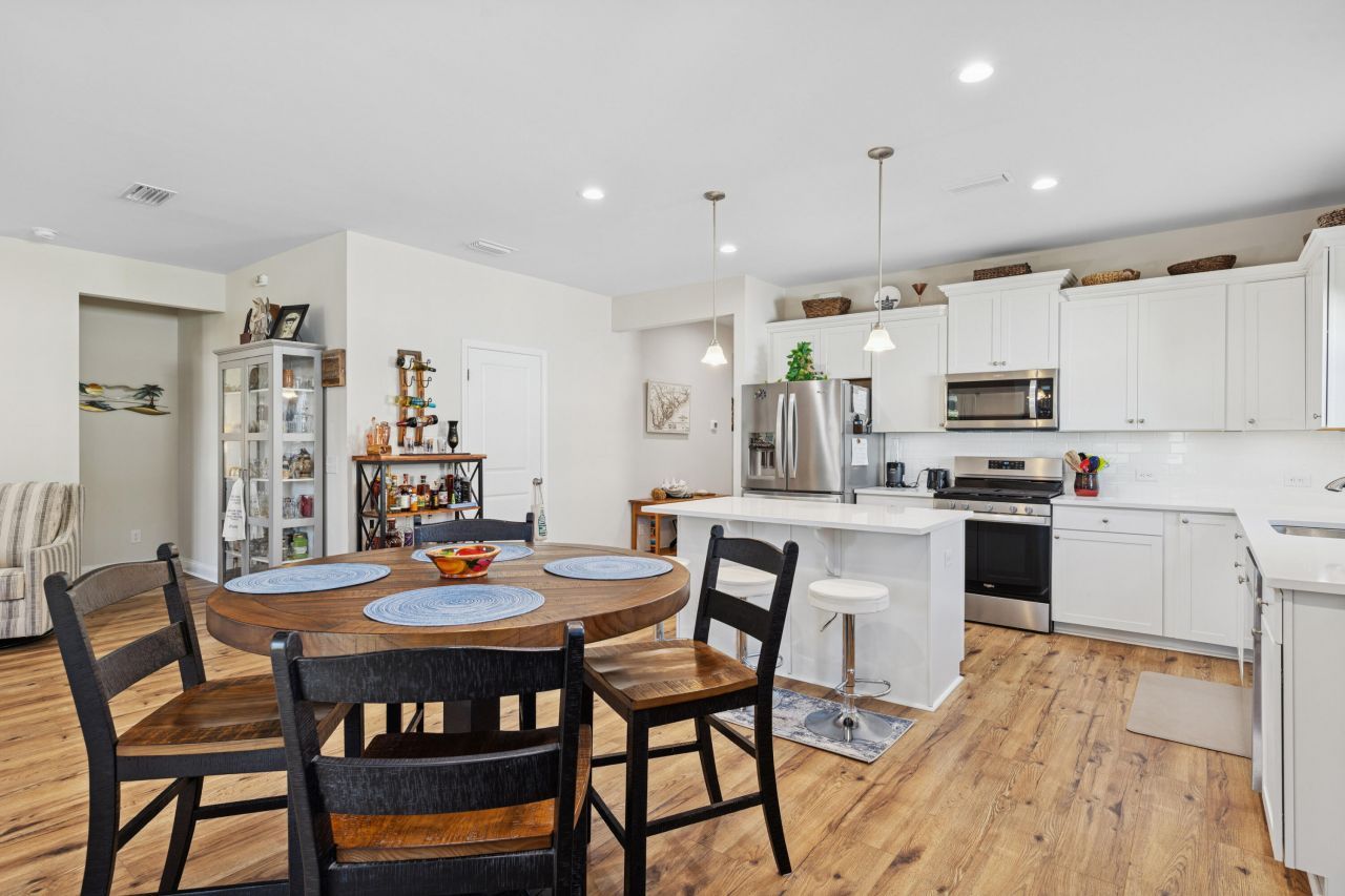 1175 Salem Bay Drive Photo 7