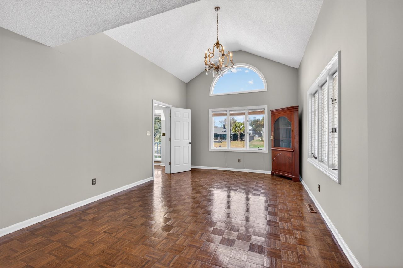 296 Rum Gully Rd. Photo 22