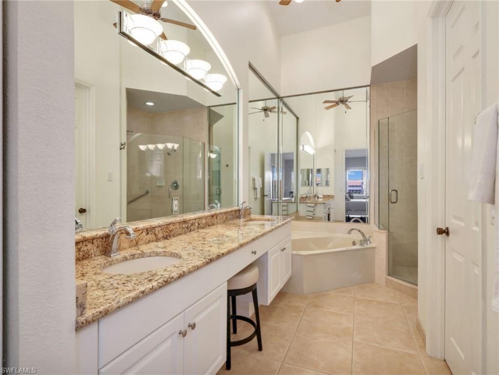 2590 Marshcreek Ln, Unit 201, Naples, FL 34119 Photo