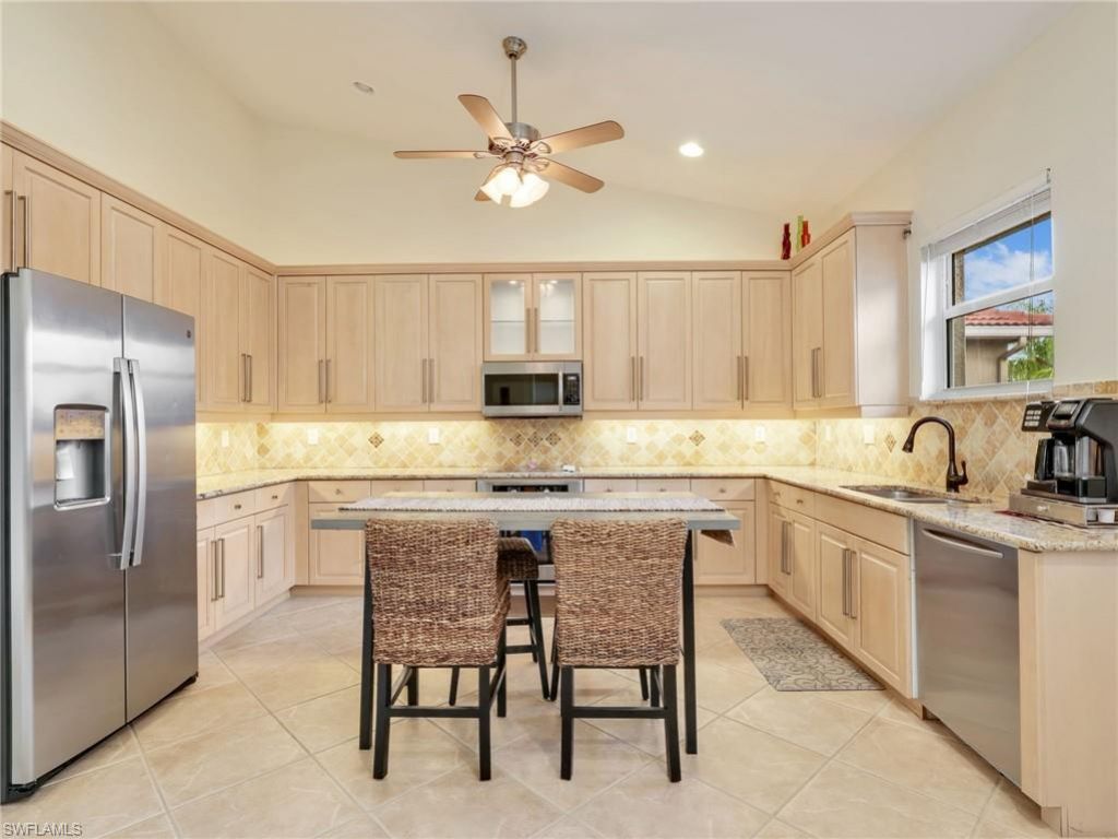 2590 Marshcreek Ln, Unit 201, Naples, FL 34119 Photo