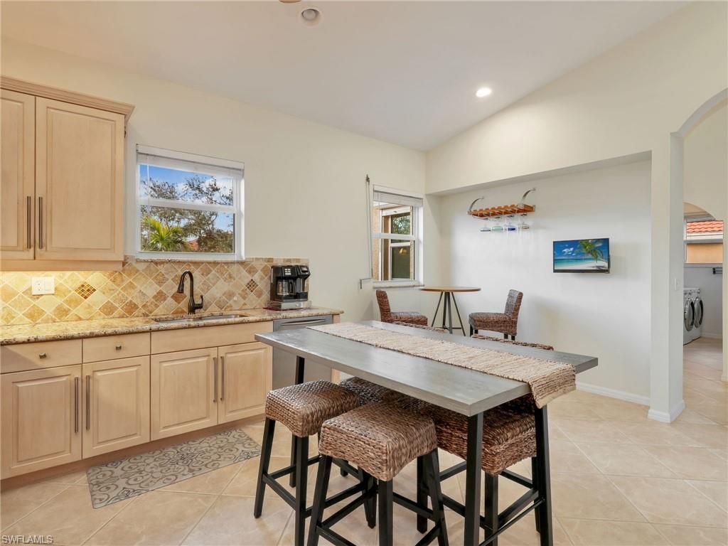 2590 Marshcreek Ln, Unit 201, Naples, FL 34119 Photo