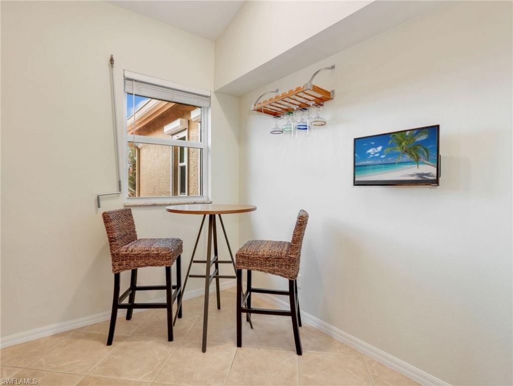 2590 Marshcreek Ln, Unit 201, Naples, FL 34119 Photo