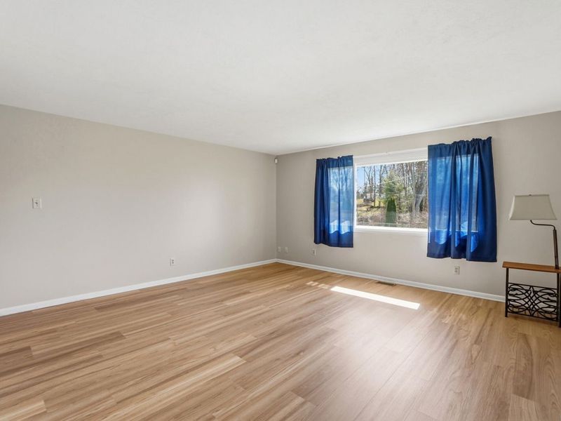 3129 E High Street, Springfield, OH 45505 Photo 24