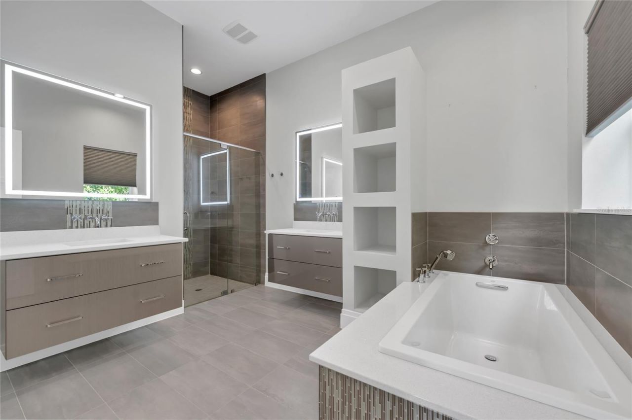 13643 Lake Cawood Drive , Windermere, FL 34786 Photo