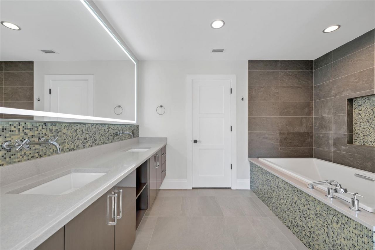 13643 Lake Cawood Drive , Windermere, FL 34786 Photo