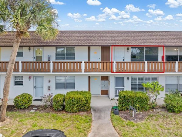 2 QUAILS RUN BOULEVARD , Unit 8, ENGLEWOOD, FL 34223