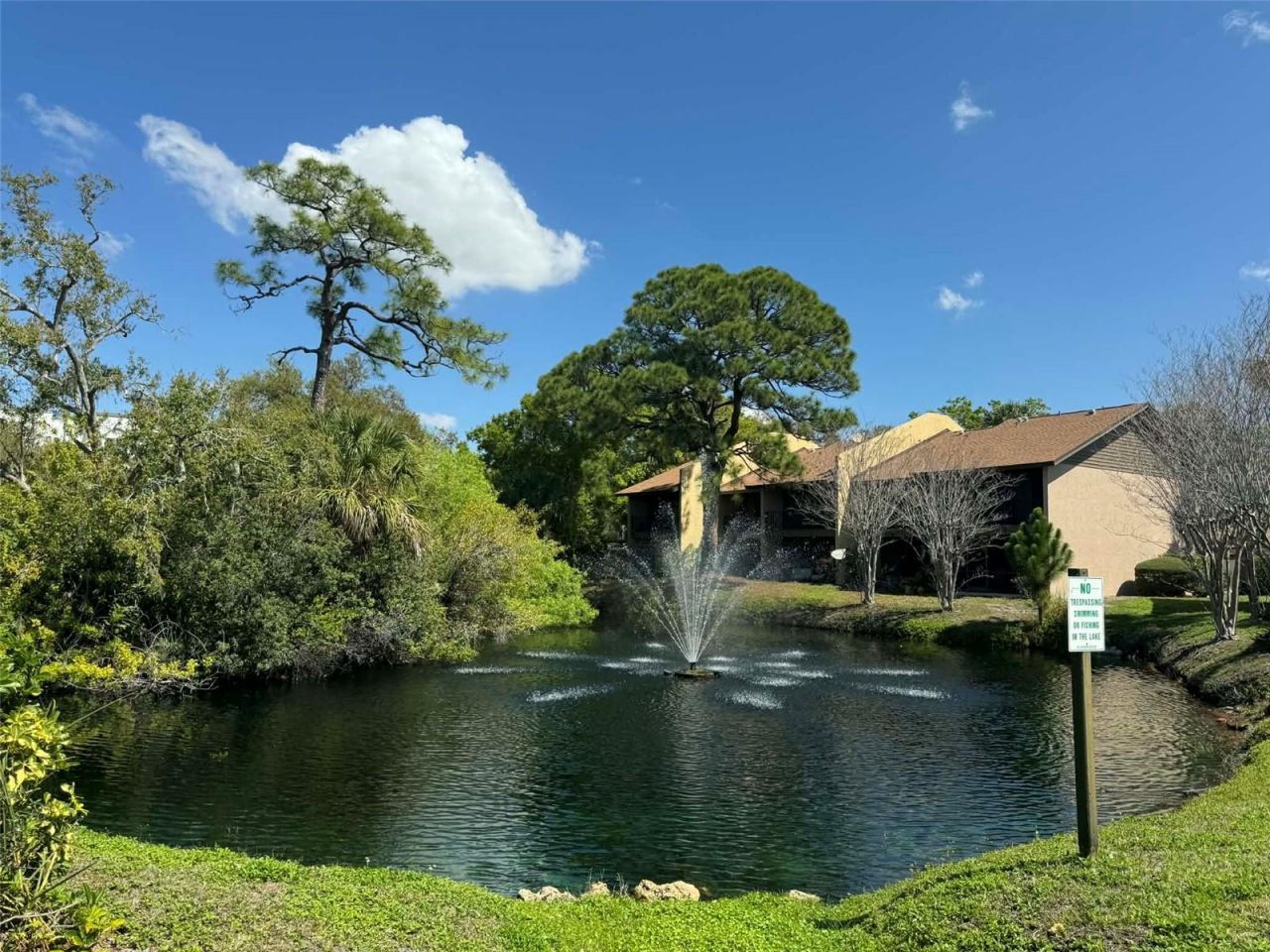 950 Sunridge Drive, Unit G4, Sarasota, FL 34234 Photo