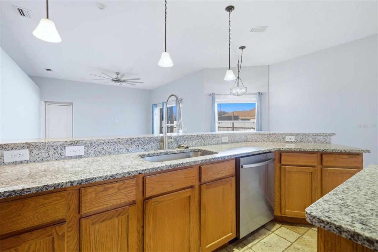 4324 Windmill Pointe Dr , Plant City, FL 33567 Photo