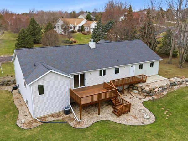 2734 Brooks Ridge Drive, Sun Prairie, WI 53590