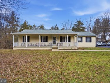 4624 STRASBURG ROAD, STRASBURG, VA 22657