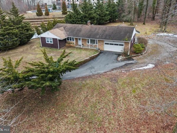 949 US HIGHWAY 206, BORDENTOWN, NJ 08505