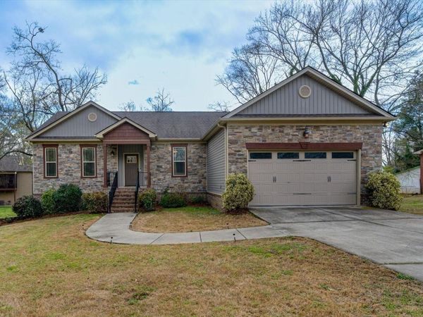2322 Gale Lane, Chattanooga, TN 37421