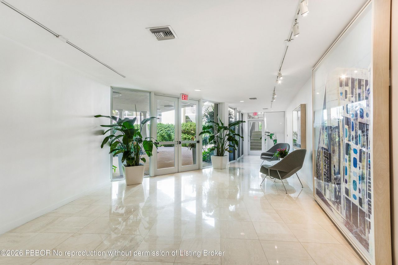 300 S Ocean Boulevard, Unit 5G, Palm Beach, FL 33480 Photo