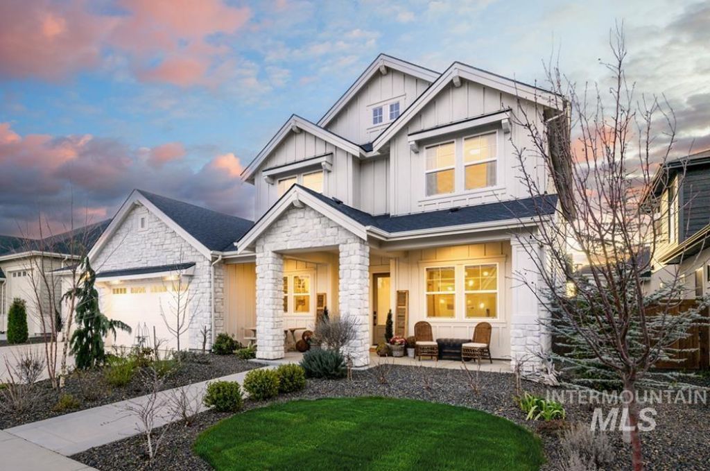 6981 N Maplestone Ave, Meridian, ID 83646 Main Photo