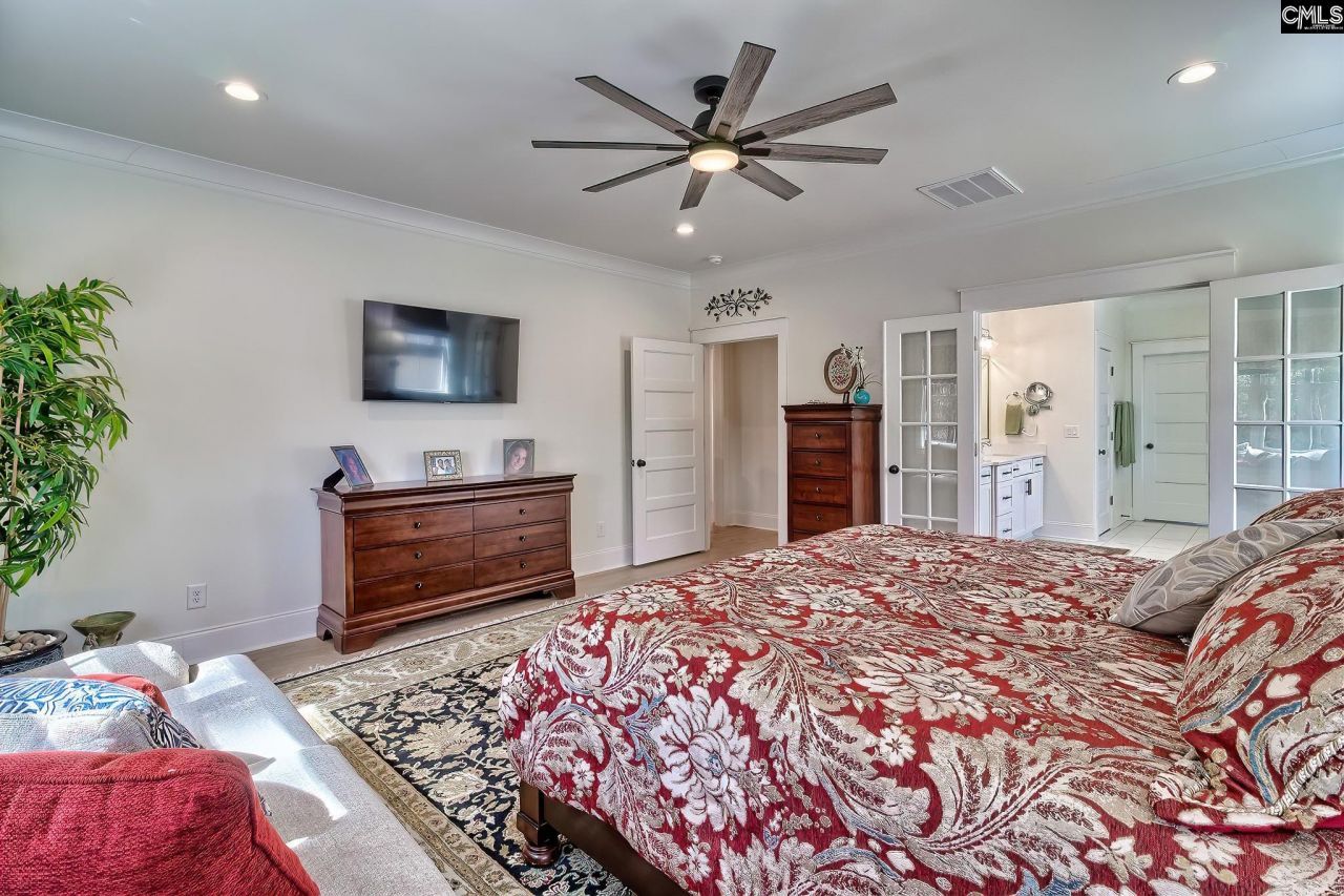 216 Clayborn Drive  Photo 29