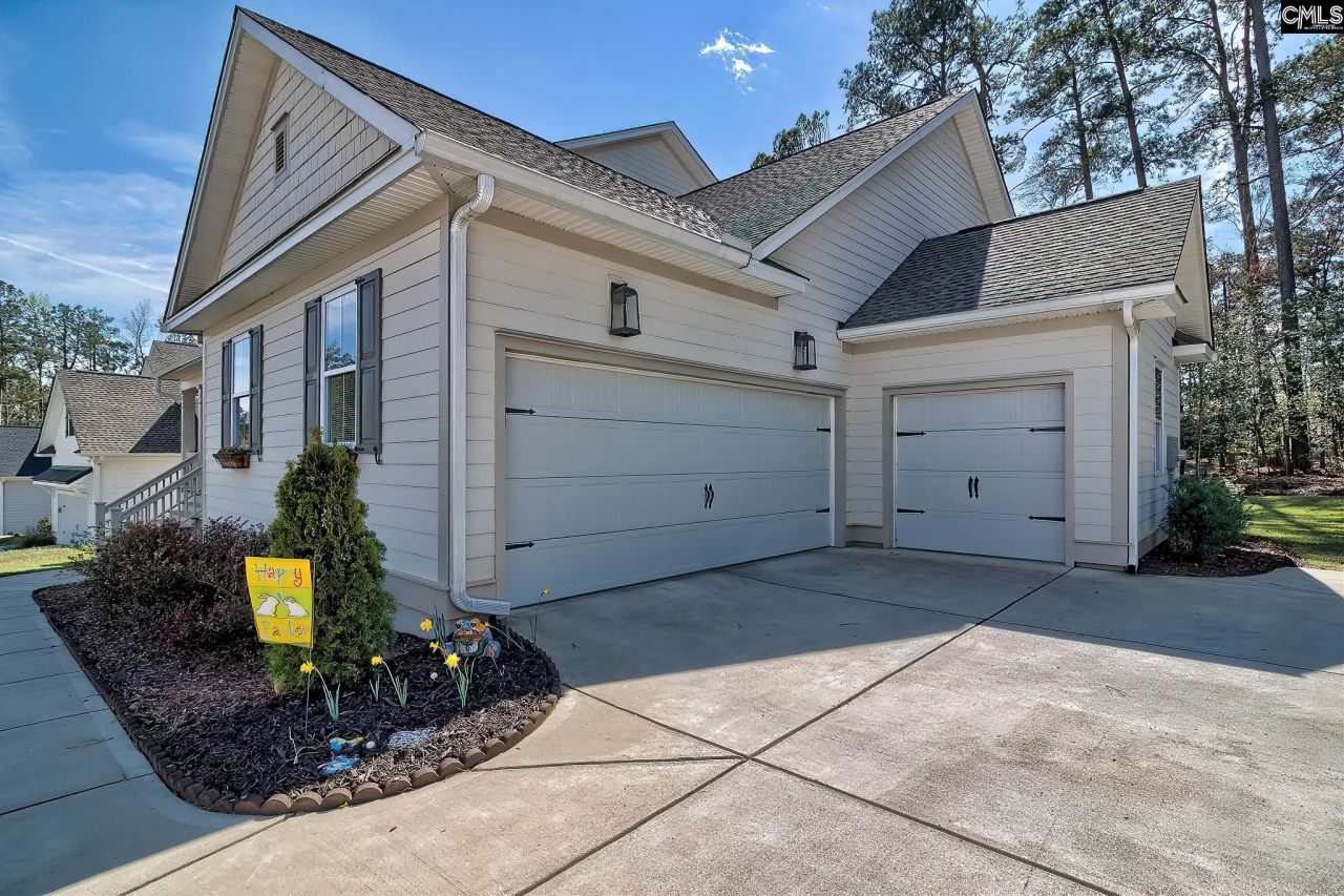 216 Clayborn Drive  Photo 5