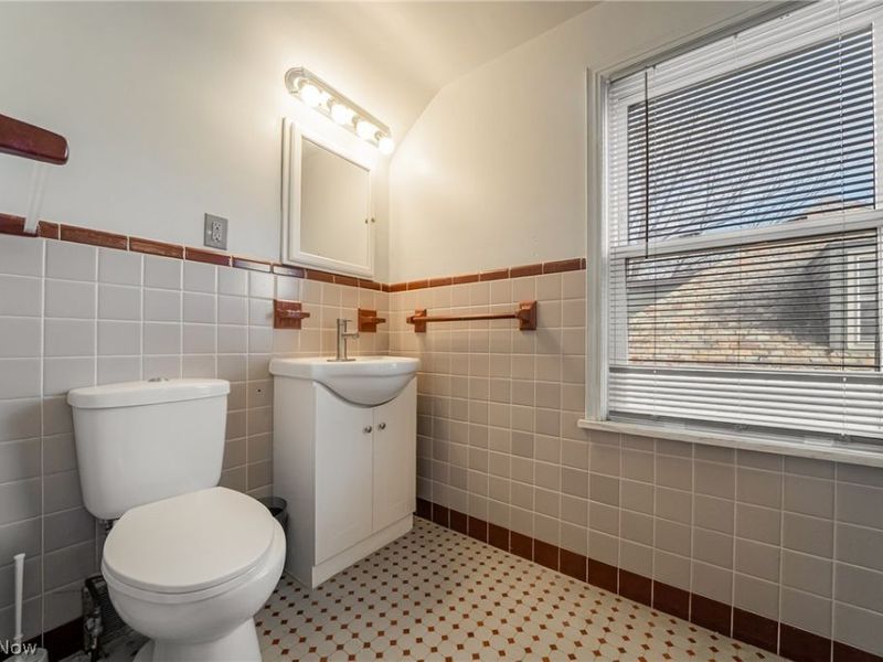 1315 Forest Hills Boulevard, Cleveland Heights, OH 44118 Photo 33