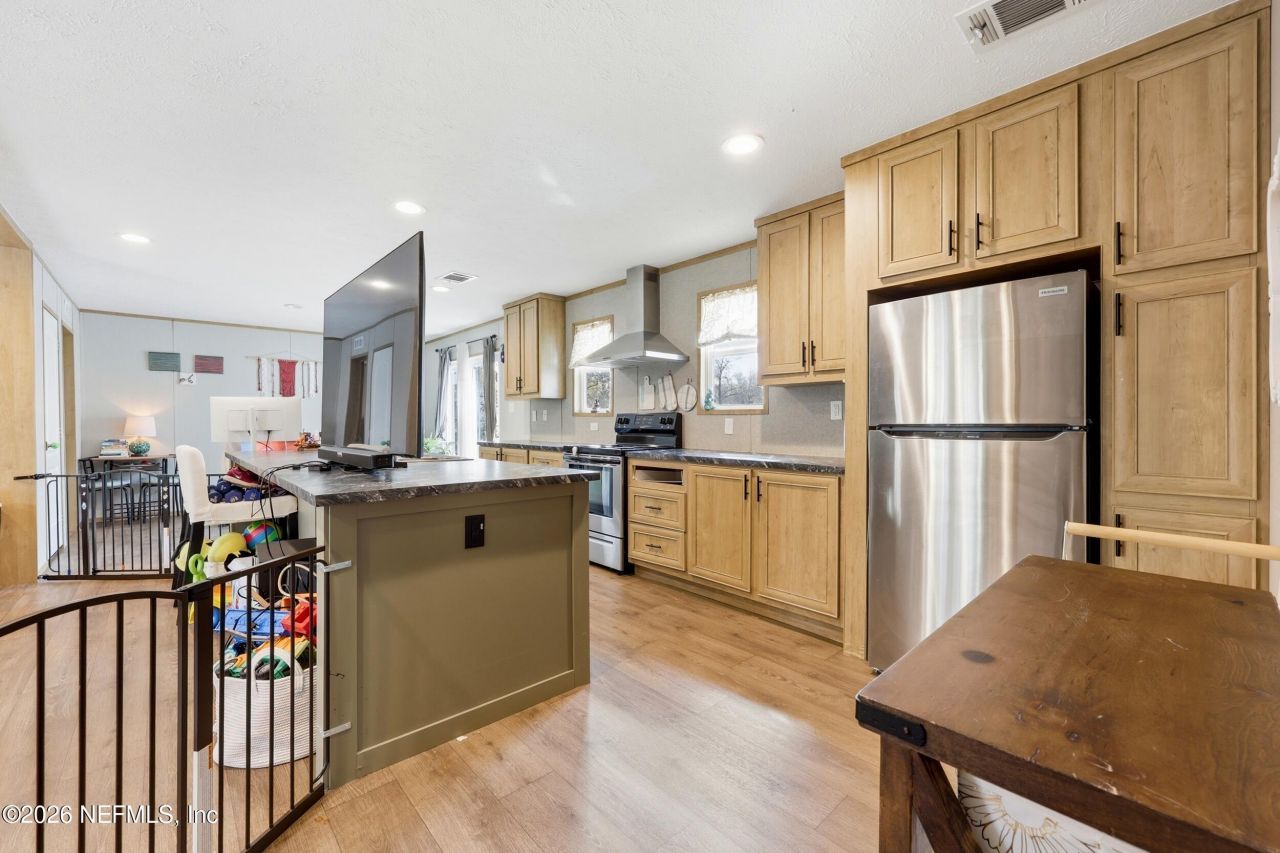 10555 Yeager Avenue, Hastings, FL 32145 Photo
