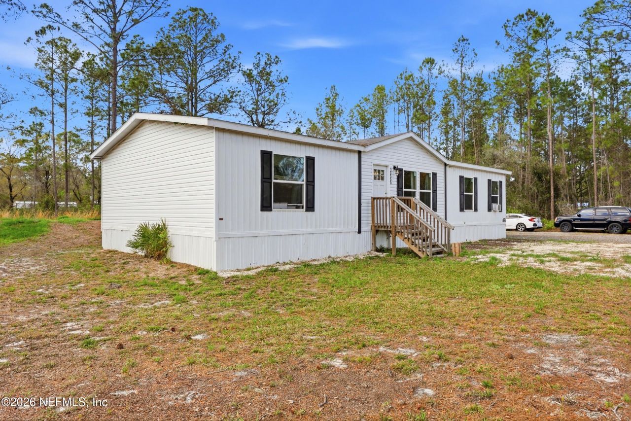 10555 Yeager Avenue, Hastings, FL 32145 Photo