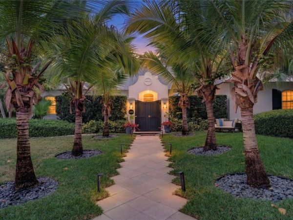 2095 S Porpoise Point Lane, Vero Beach, FL 32963