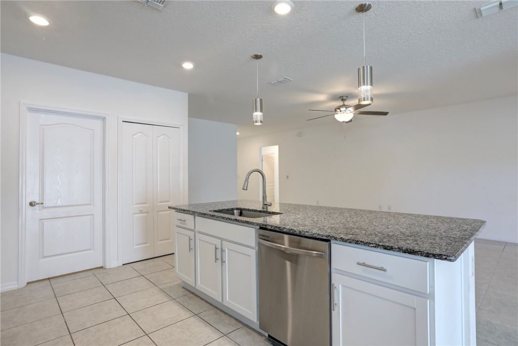 406 Easy Street, Sebastian, FL 32958 Photo