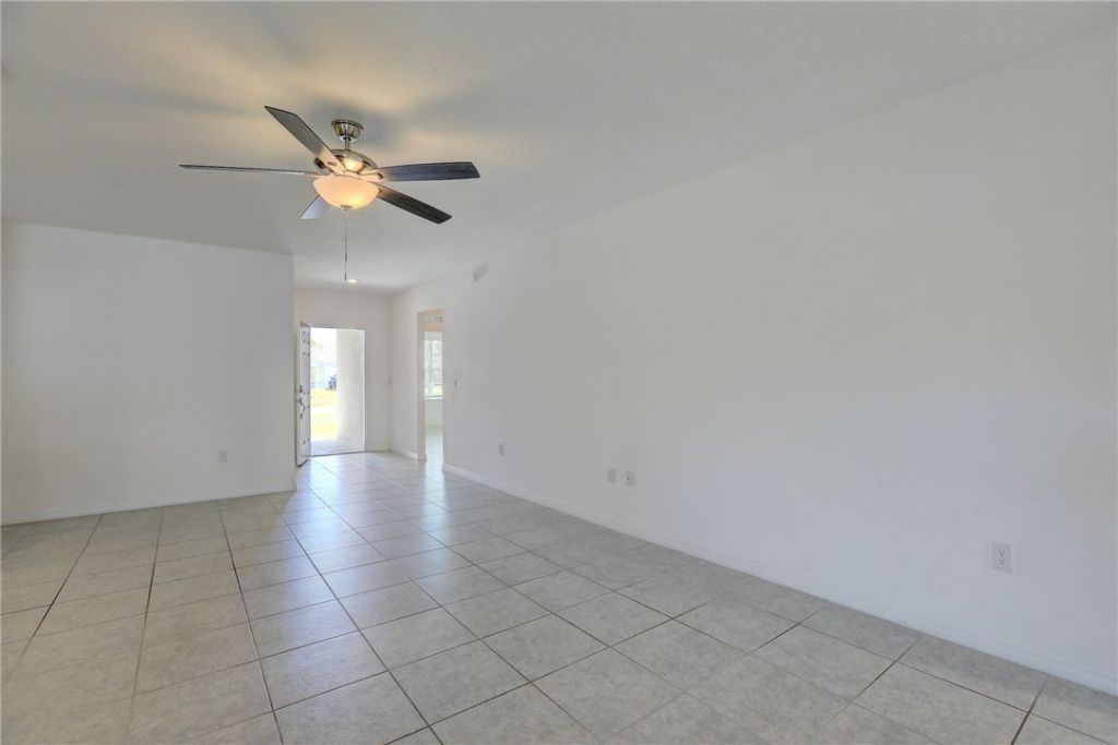 406 Easy Street, Sebastian, FL 32958 Photo