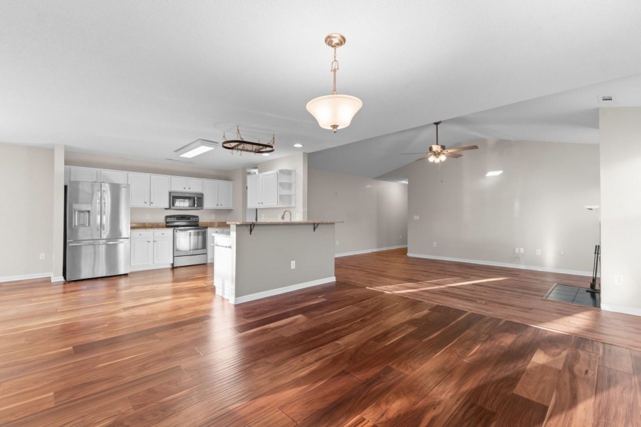 24 Wildflower Trail Photo 10