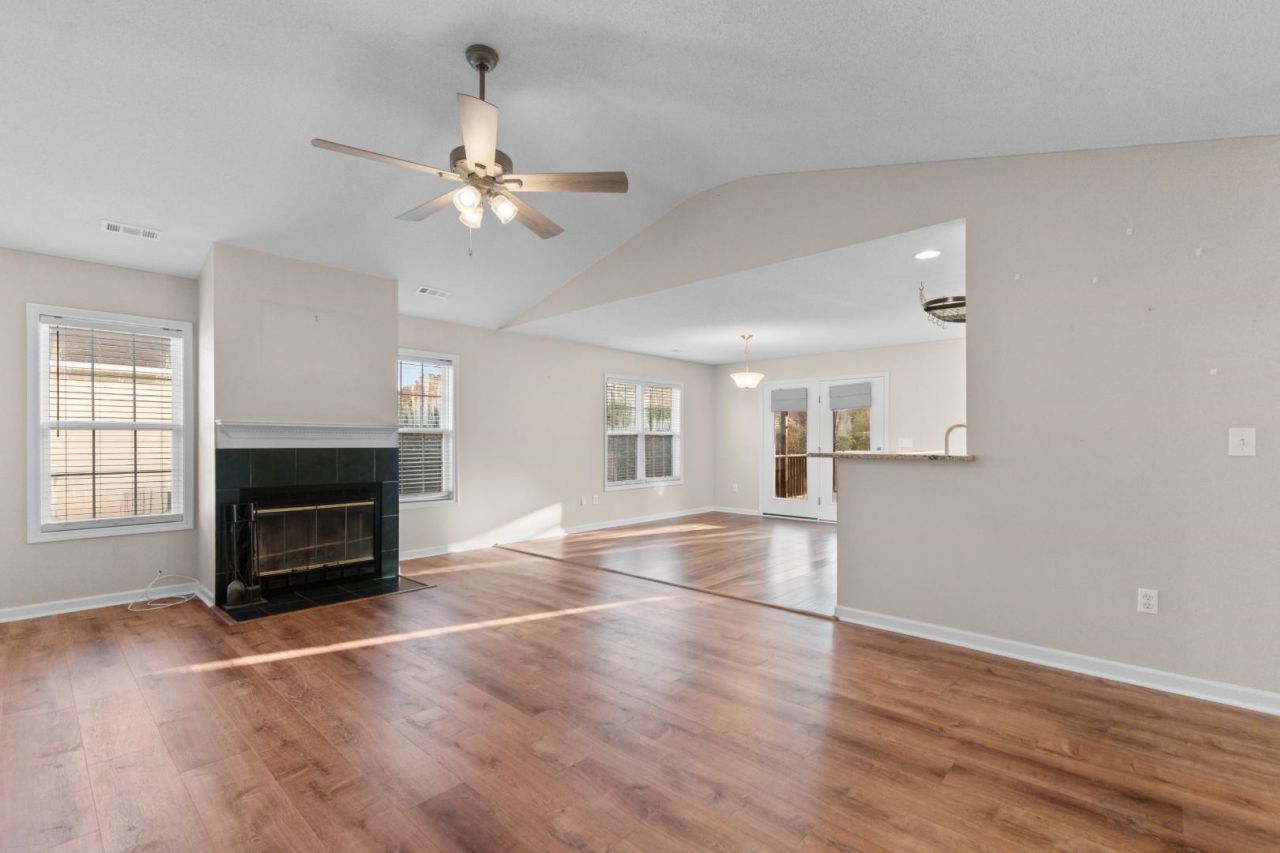 24 Wildflower Trail Photo 11