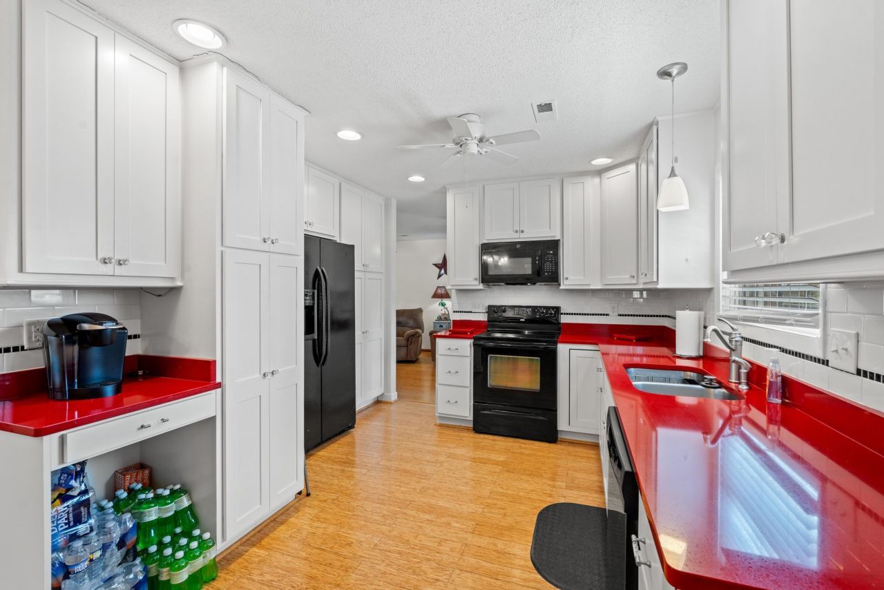 4220 Hunting Bow Trail Photo 11