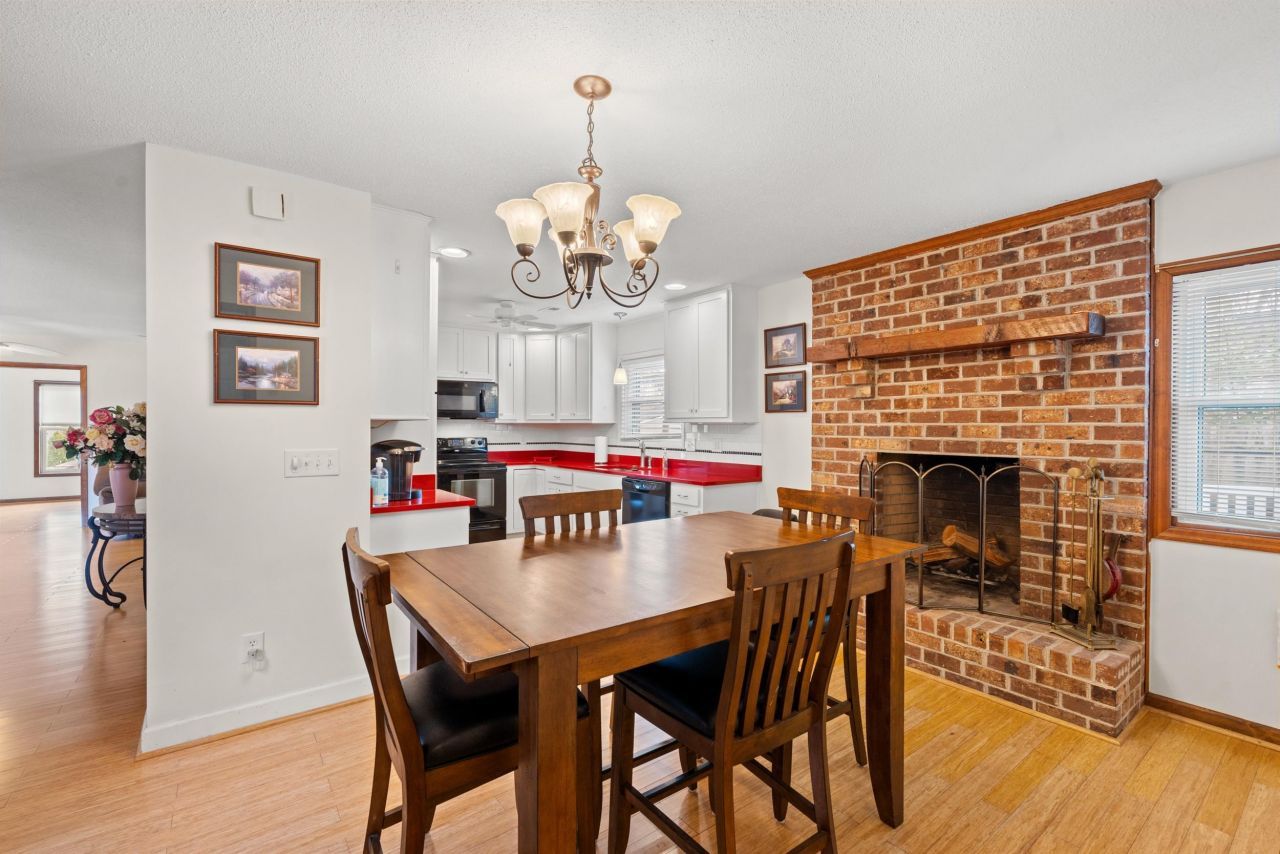 4220 Hunting Bow Trail Photo 12