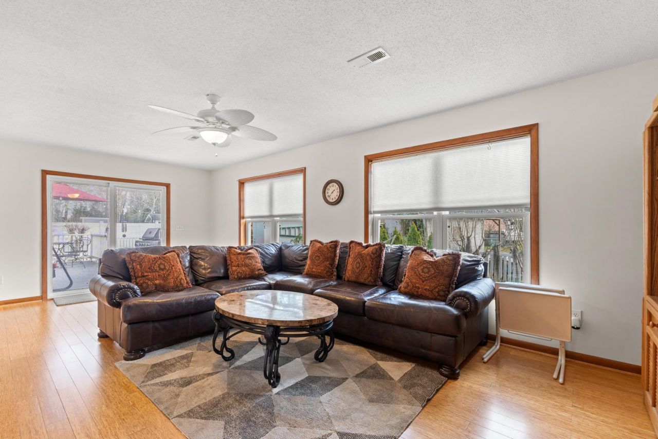 4220 Hunting Bow Trail Photo 15