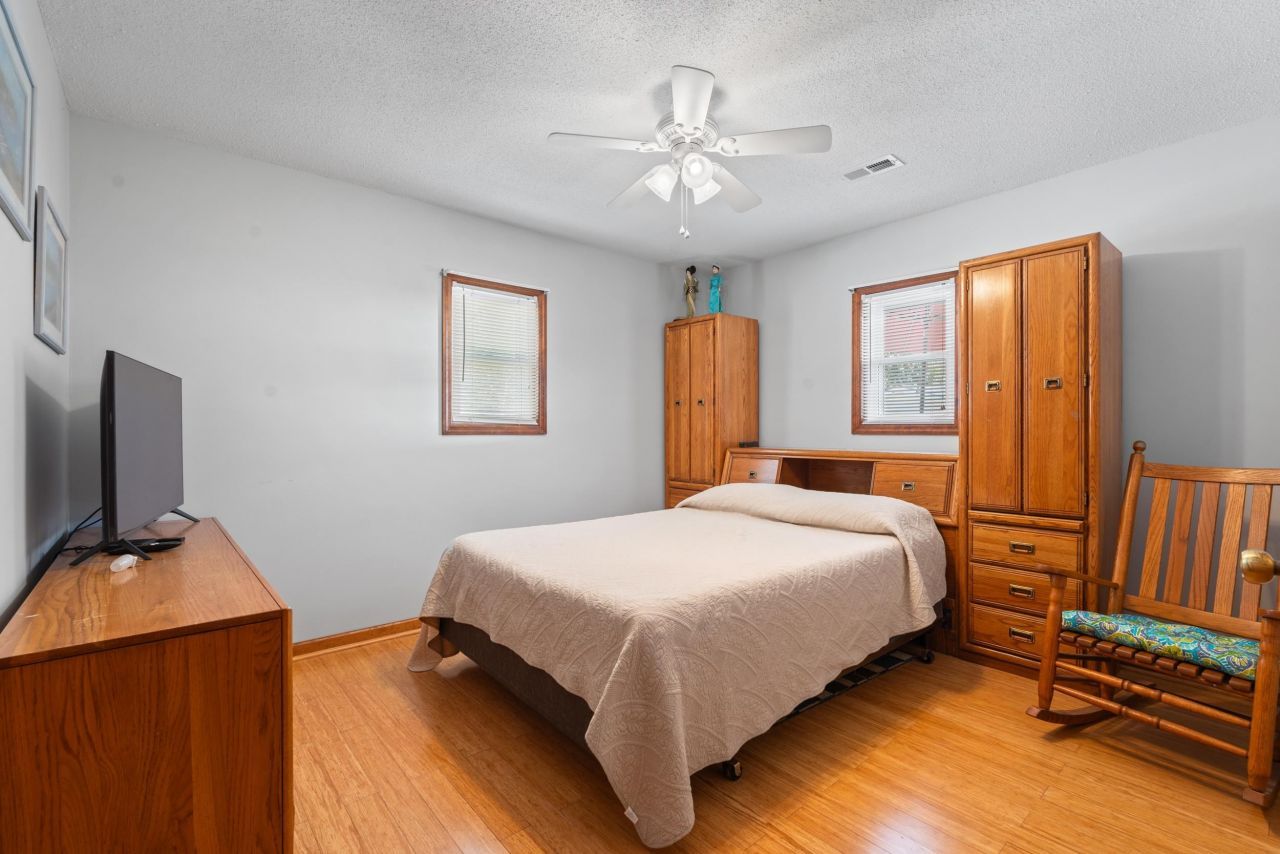 4220 Hunting Bow Trail Photo 23