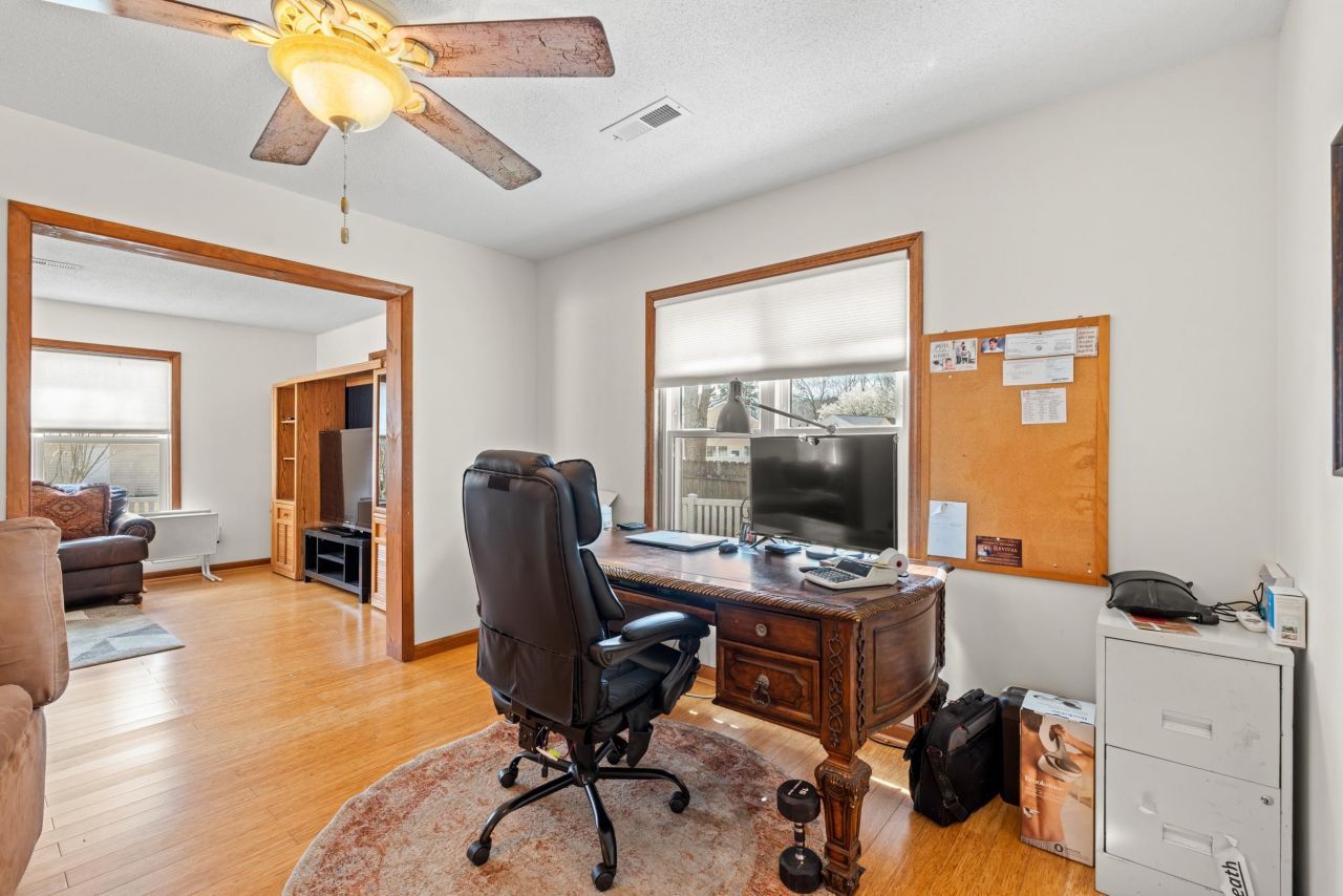 4220 Hunting Bow Trail Photo 8