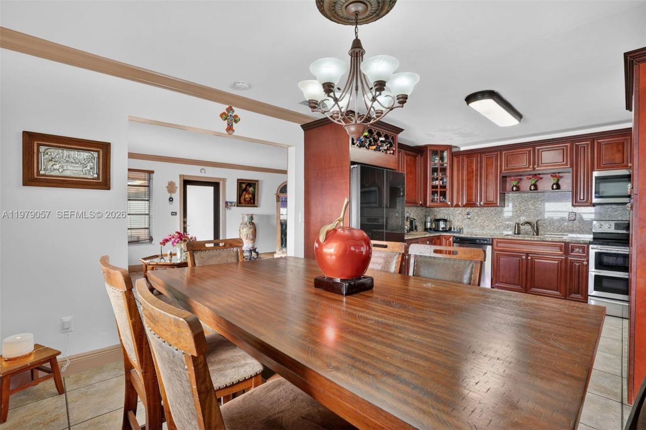 3166 SW 22nd Ter, Miami, FL 33145 Photo