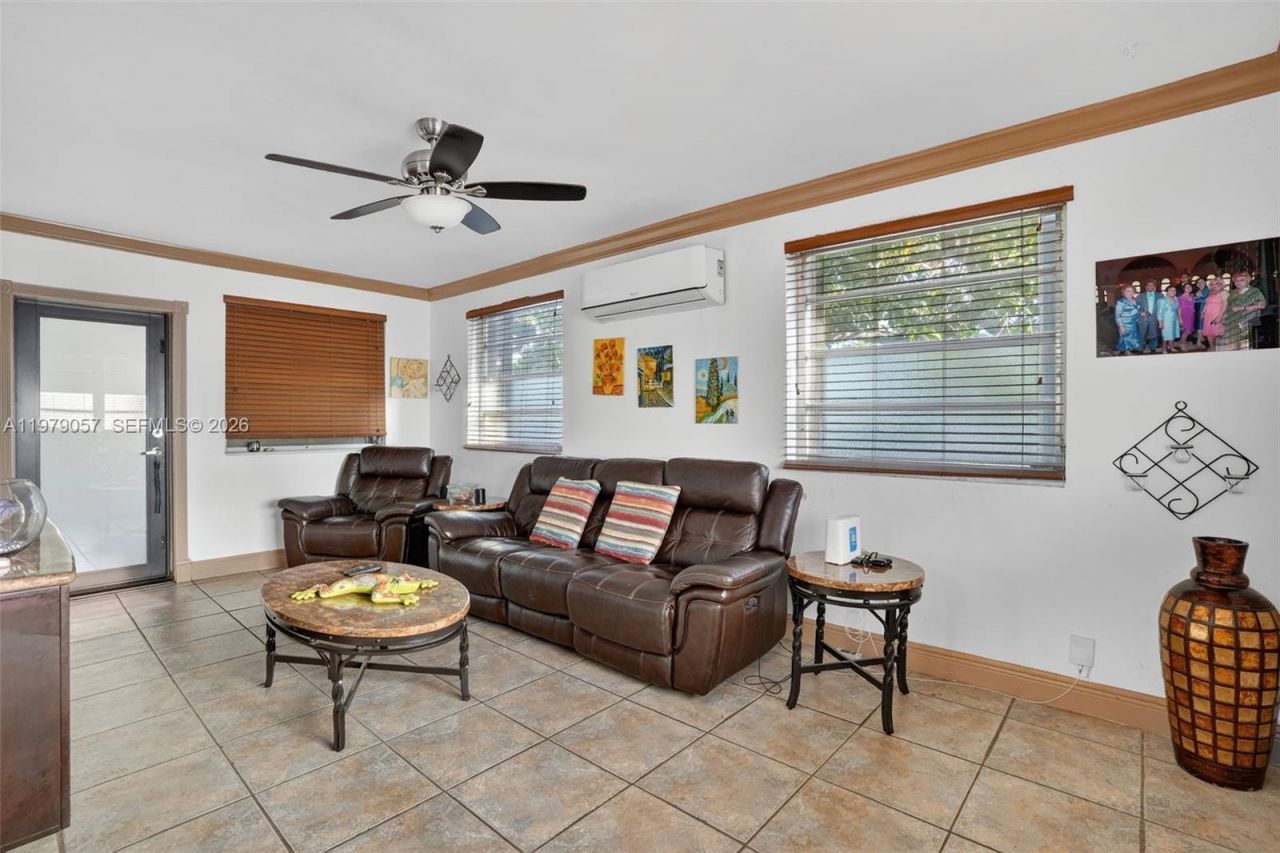 3166 SW 22nd Ter, Miami, FL 33145 Photo