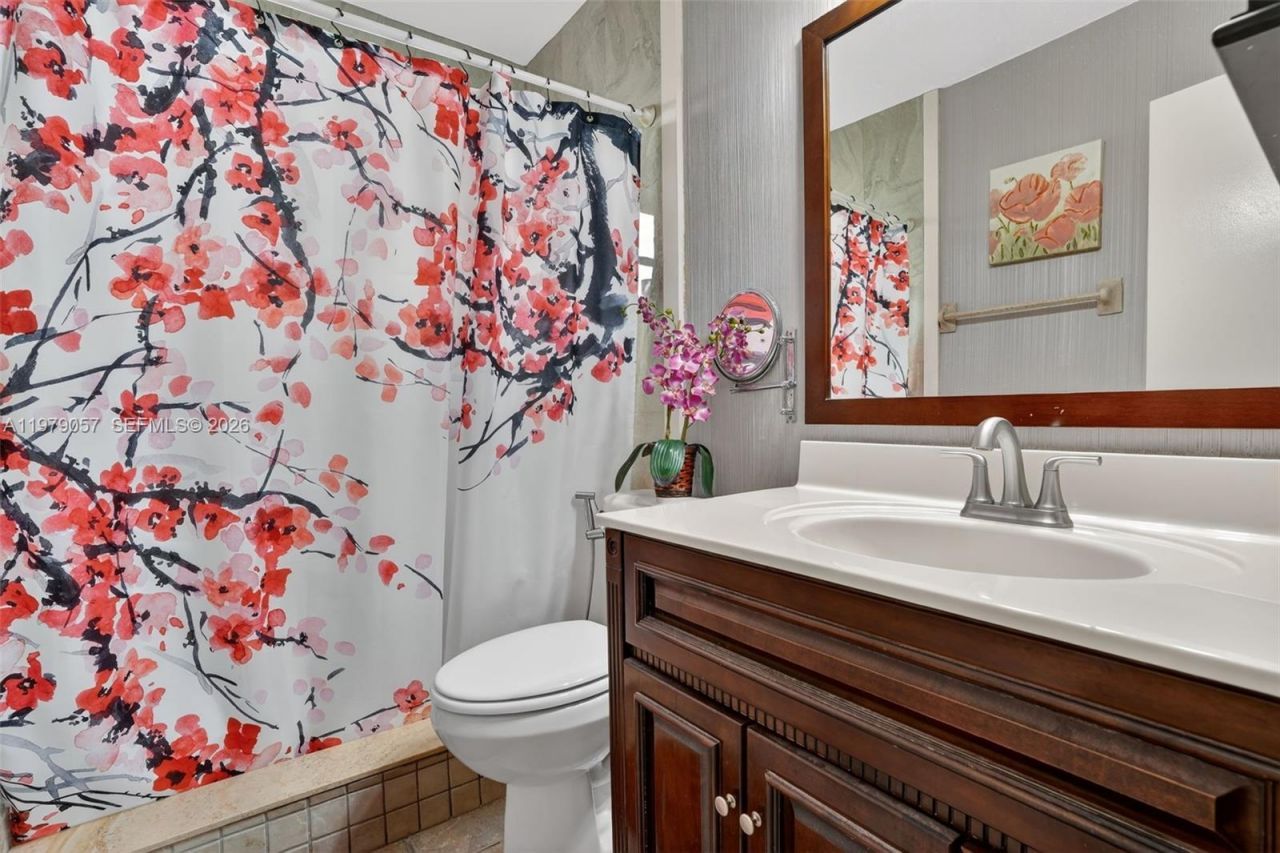 3166 SW 22nd Ter, Miami, FL 33145 Photo