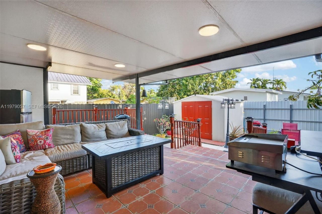 3166 SW 22nd Ter, Miami, FL 33145 Photo