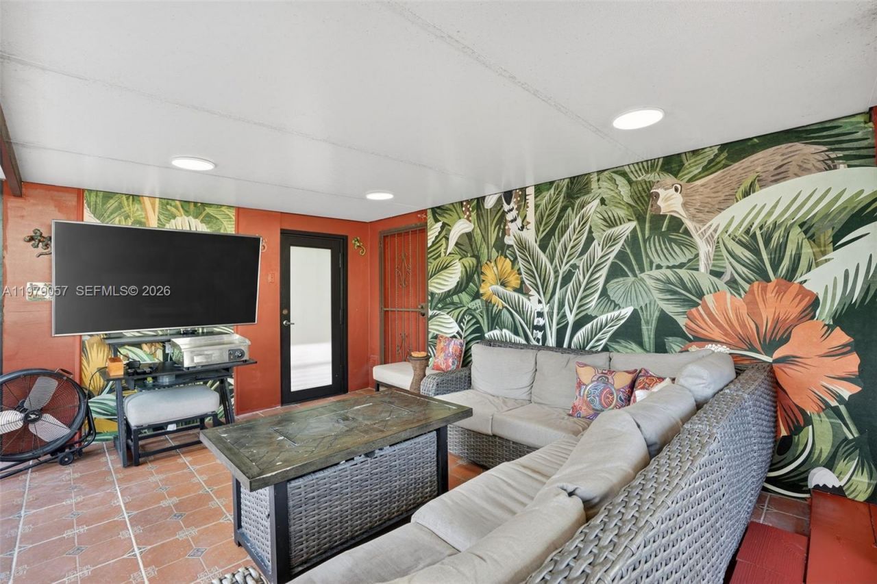 3166 SW 22nd Ter, Miami, FL 33145 Photo