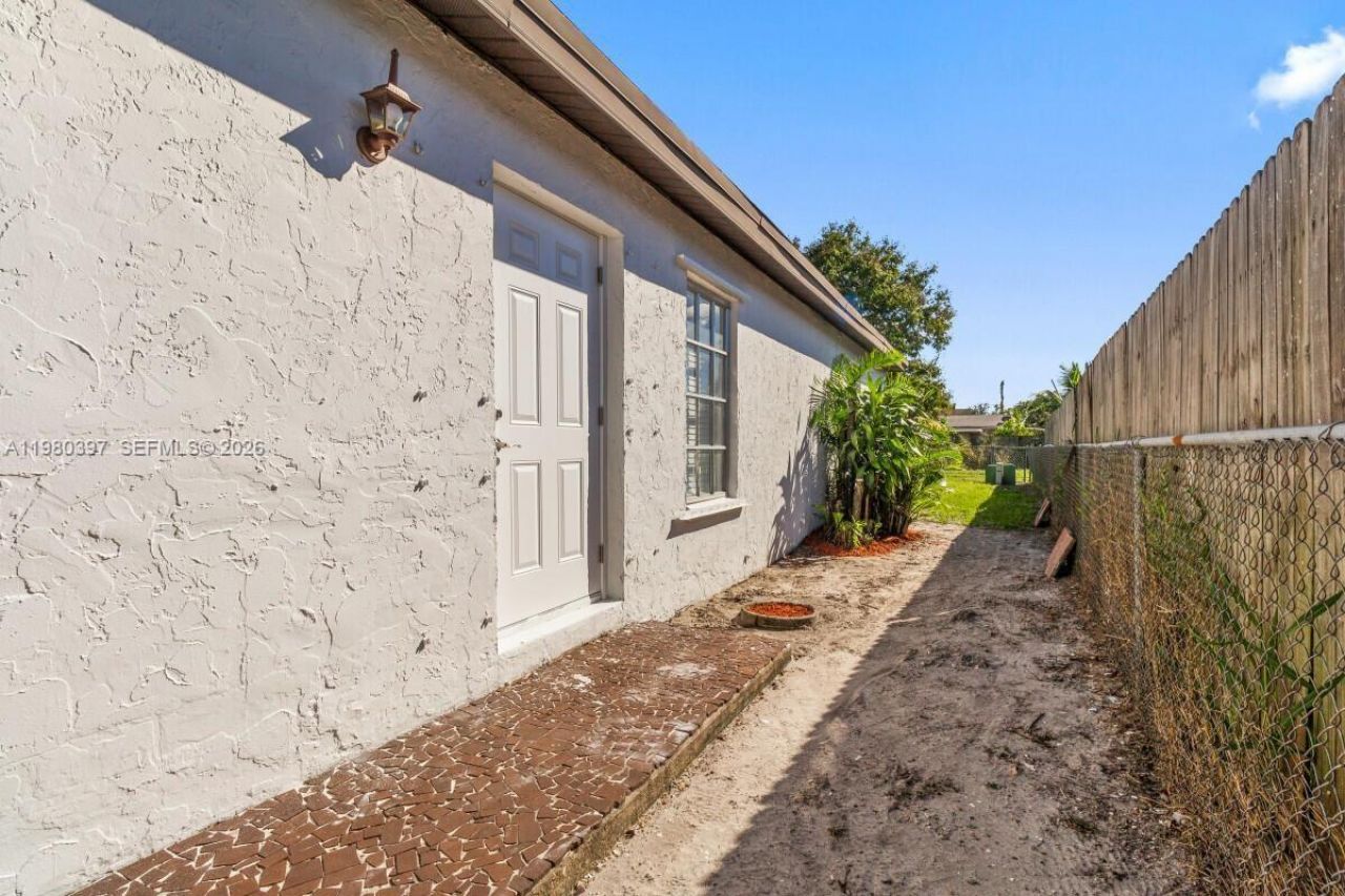 5884 S 38th St , Unit 5884, Greenacres, FL 33463 Photo