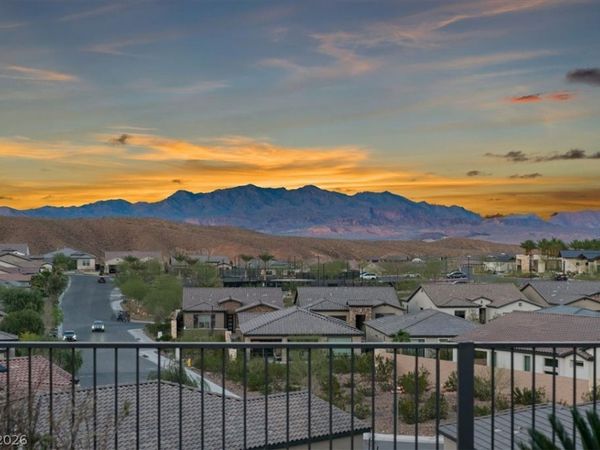 50 Mirage View Drive, Henderson, NV 89011